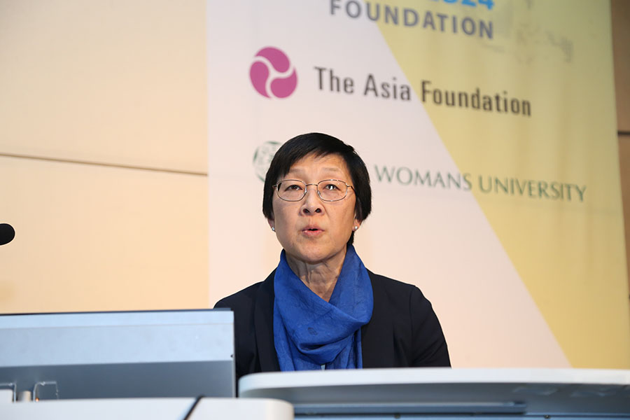 TAF Vice President Nancy Yuan gives remarks at the Hansae Asian Culture Sharing Forum, April 14, 2017